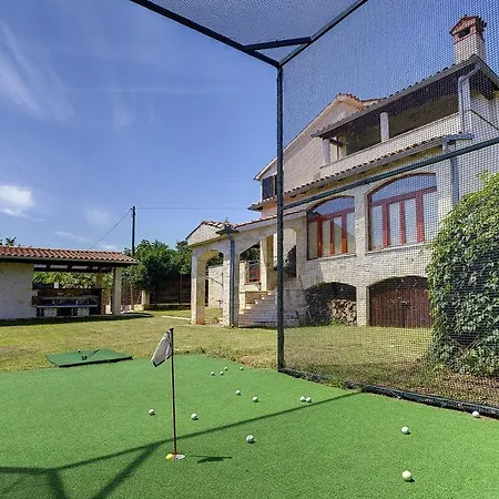 Holiday home Golf *