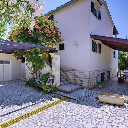Ferienhaus Golf Ližnjan